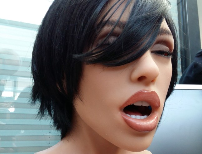 Harmony_Sexroboter_Nora Belghaus